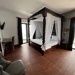Hotel Victoria